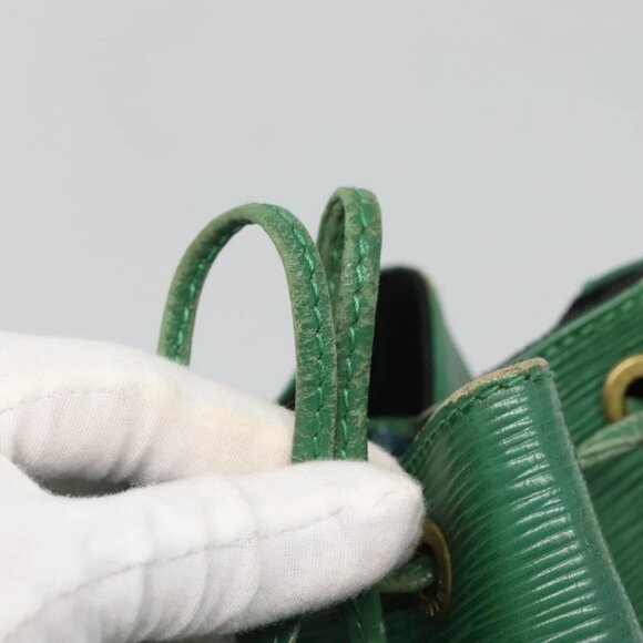 LOUIS VUITTON Epi Petit Noe Shoulder Bag Green M44104 LV Auth 134513 - Picture 10 of 14